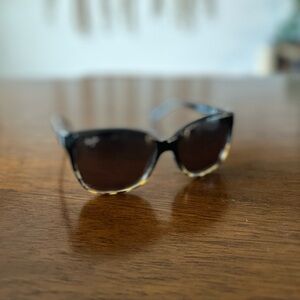 BRAND NEW! Starfish Maui Jim Black and Tan Sunglasses